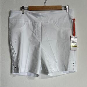 Hearts of Palm White Women's Bermudas